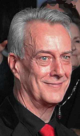 Stephen Tompkinson headshot