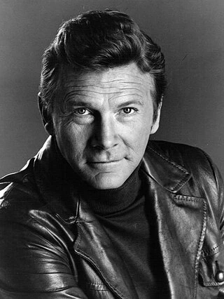Steve Forrest headshot