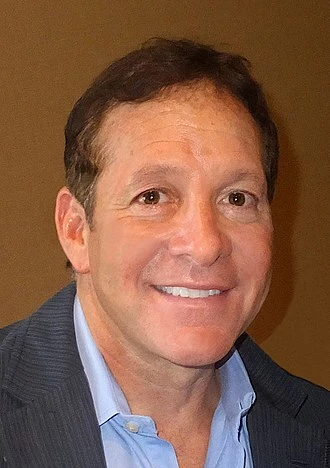 Steve Guttenberg headshot