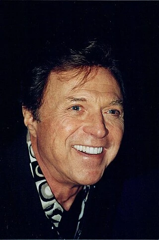 Steve Lawrence headshot