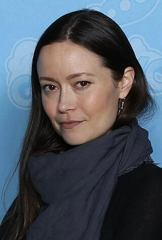 Summer Glau headshot