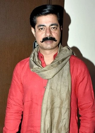 Sushant Singh headshot