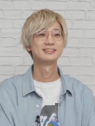 Takuya Eguchi headshot