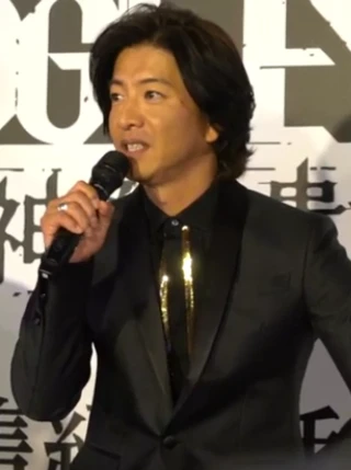 Takuya Kimura headshot