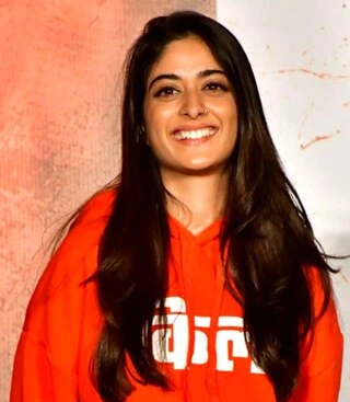 Tanya Maniktala headshot