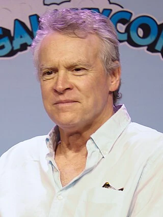 Tate Donovan headshot