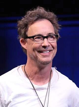 Thomas Cavanagh headshot