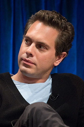 Thomas Sadoski headshot