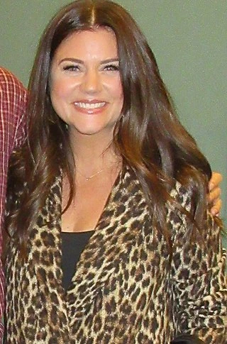 Tiffani Thiessen headshot