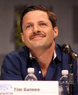 Tim Guinee headshot