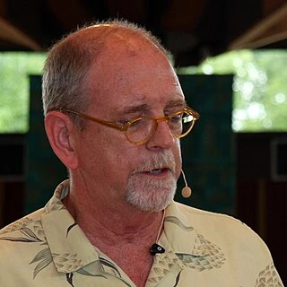 Tim Russell headshot