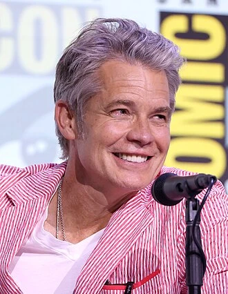 Timothy Olyphant headshot