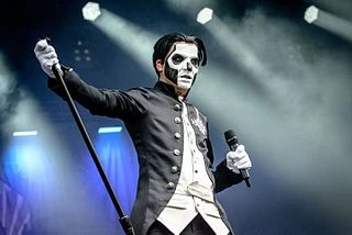 Tobias Forge headshot