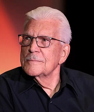 Tom Atkins headshot