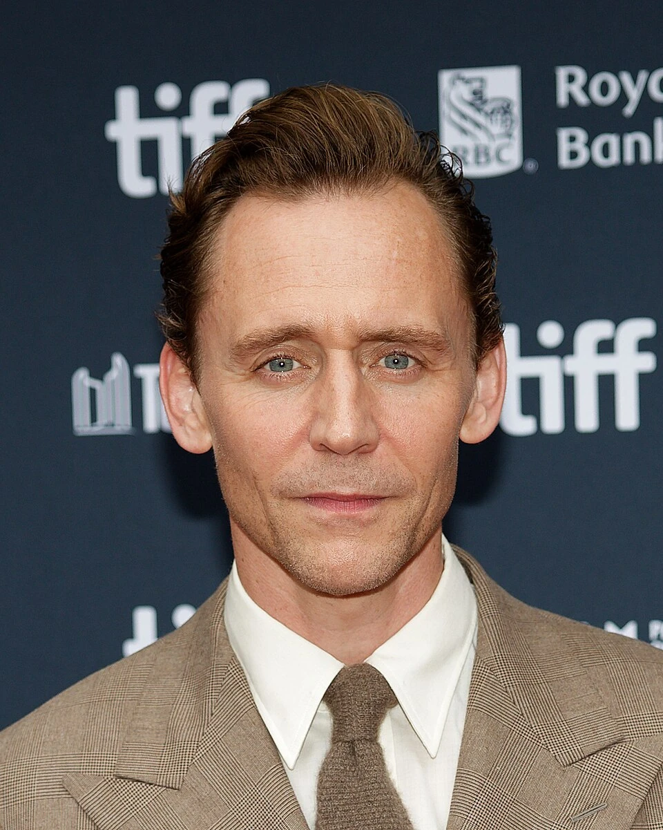 Tom Hiddleston headshot