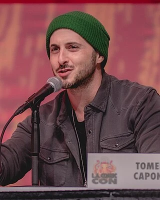 Tomer Kapon headshot