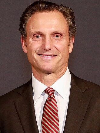 Tony Goldwyn headshot