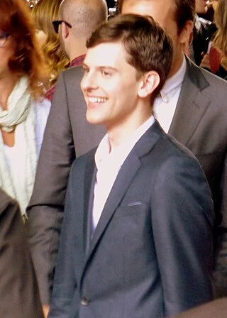 Travis Tope headshot