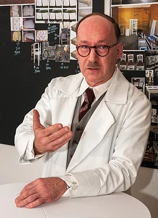 Ulrich Noethen headshot