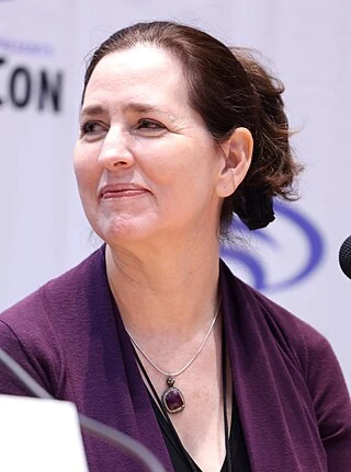 Ursula Burton headshot
