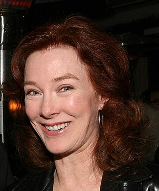 Valerie Mahaffey headshot