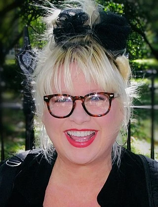 Victoria Jackson headshot