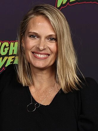 Vinessa Shaw headshot