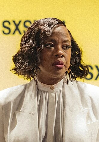 Viola Davis headshot