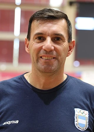 Walter Perez headshot