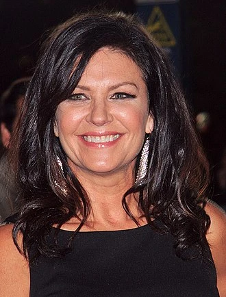 Wendy Crewson headshot