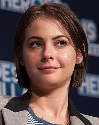 Willa Holland headshot