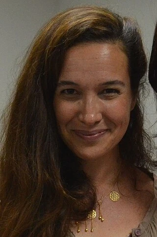 Yaël Abecassis headshot