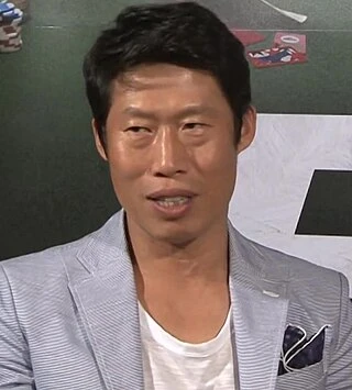 Yoo Hae-jin headshot