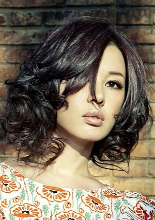 Yu Nan headshot
