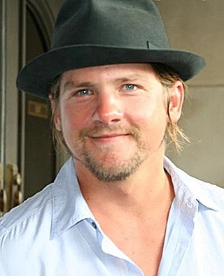 Zachary Knighton headshot