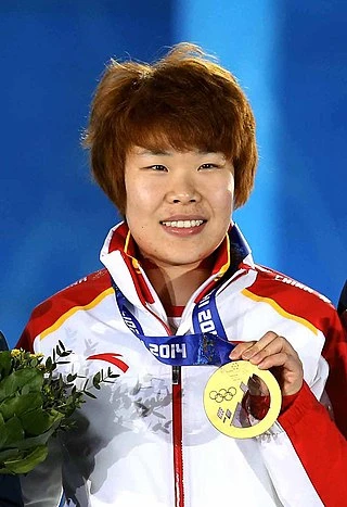 Zhou Yang headshot